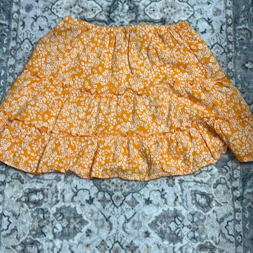 Beachy skirt, size 10 14